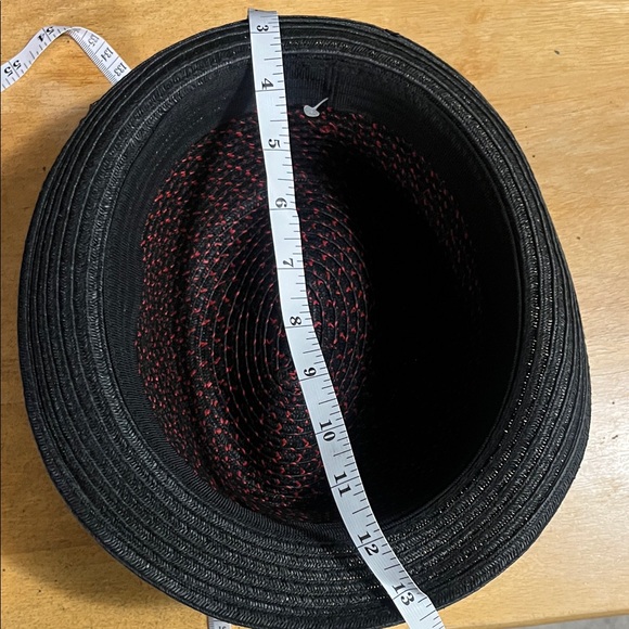 Stylish Black and Red Men's Fedora - Picture 6 of 7